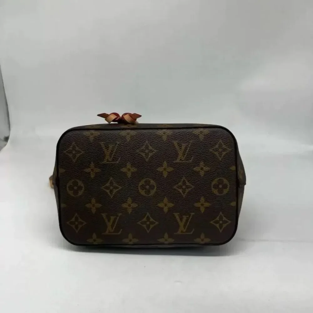 Louis Vuitton Women Pre-Loved Bag Very Good Condition